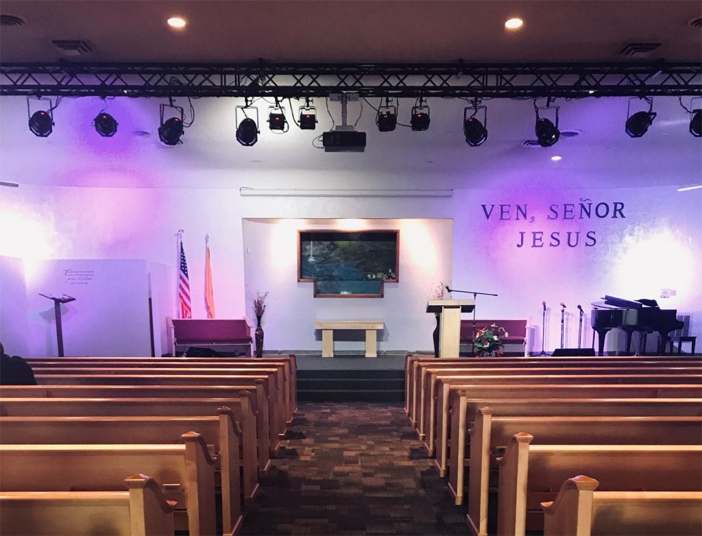 seguimos con nuestros servicios de iglesia