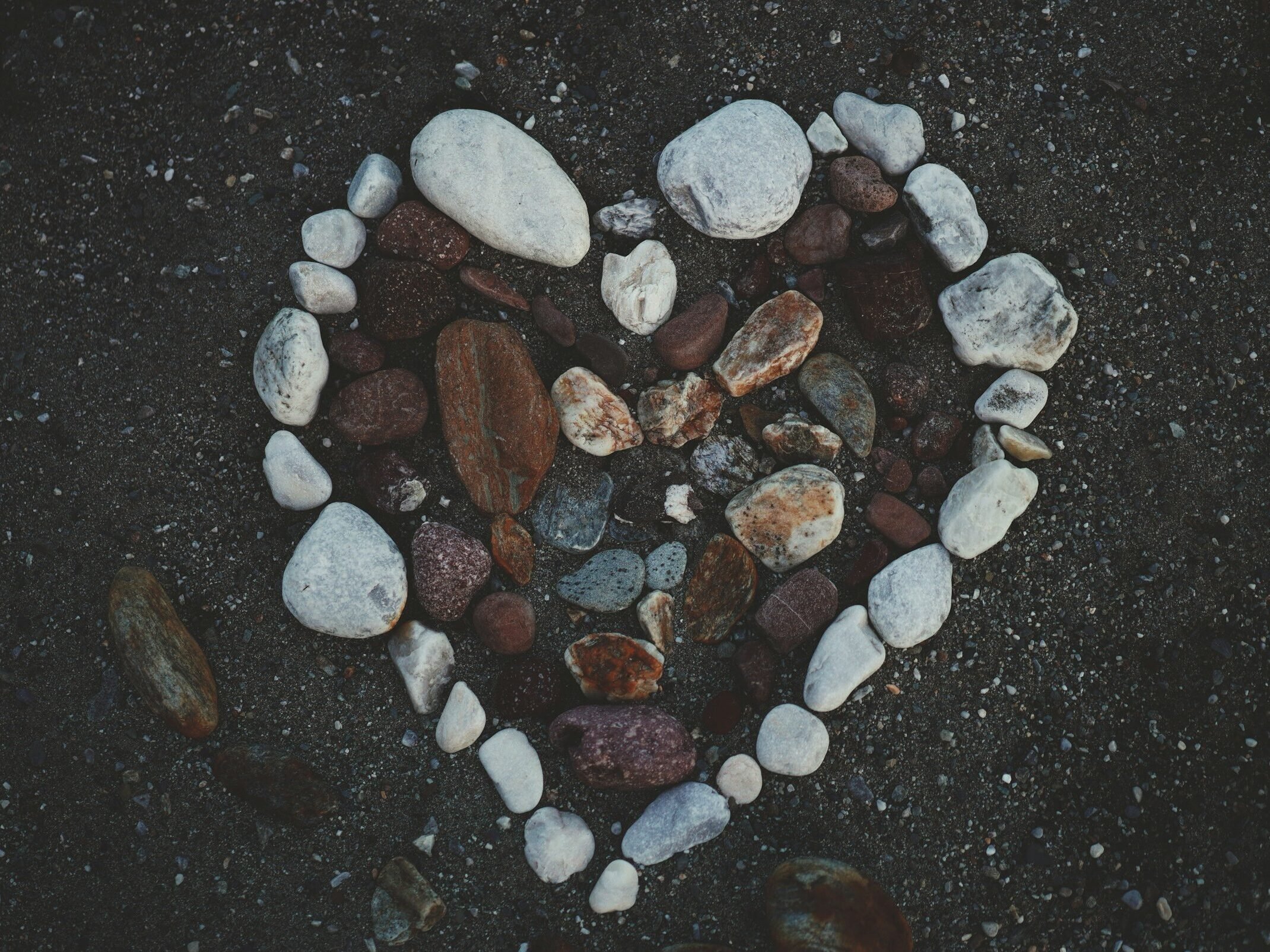 gray and brown stone fragments