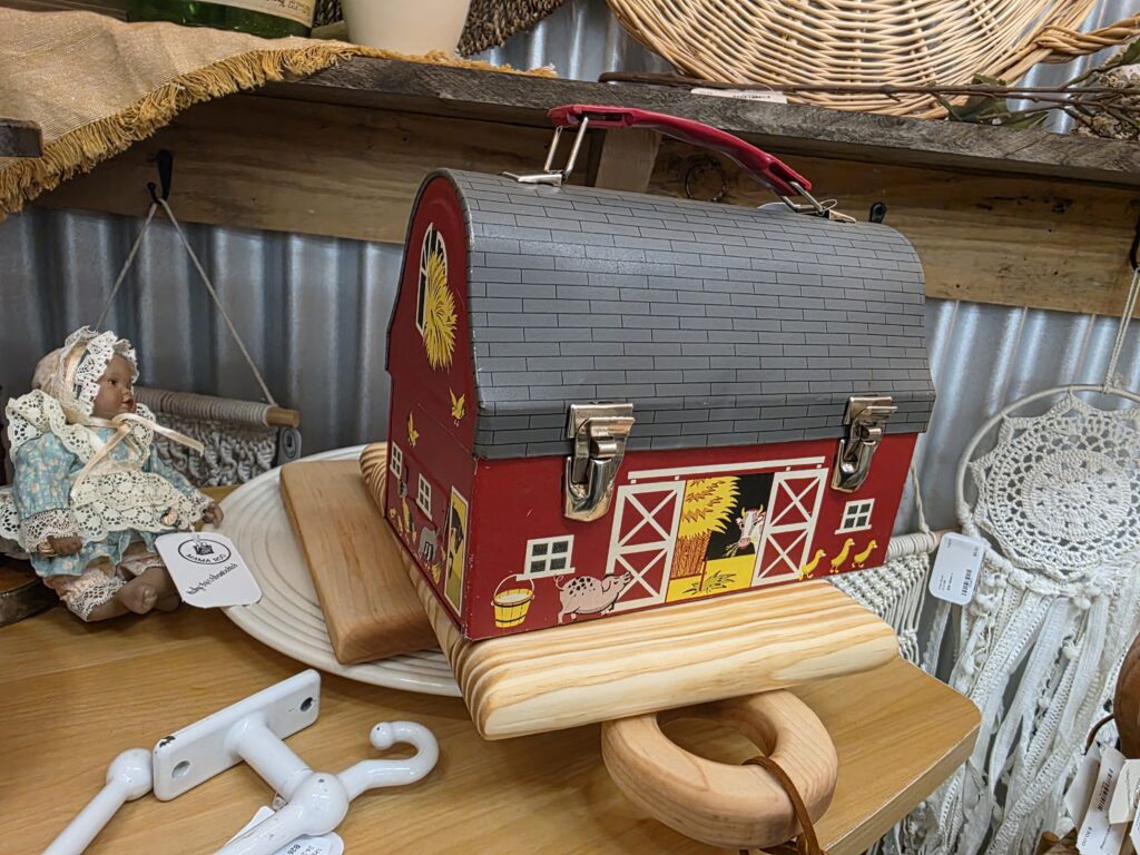 The Lunch Pail