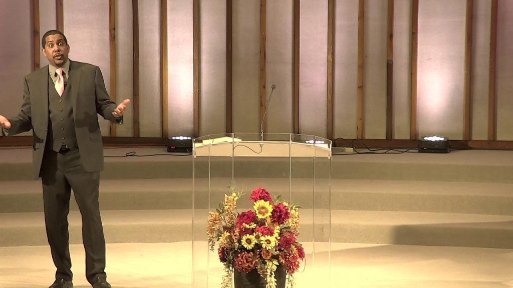 Worship Service – A Night in the Den – Pastor Marlon Lamand