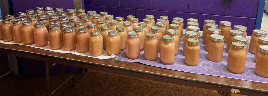 Applesauce Making