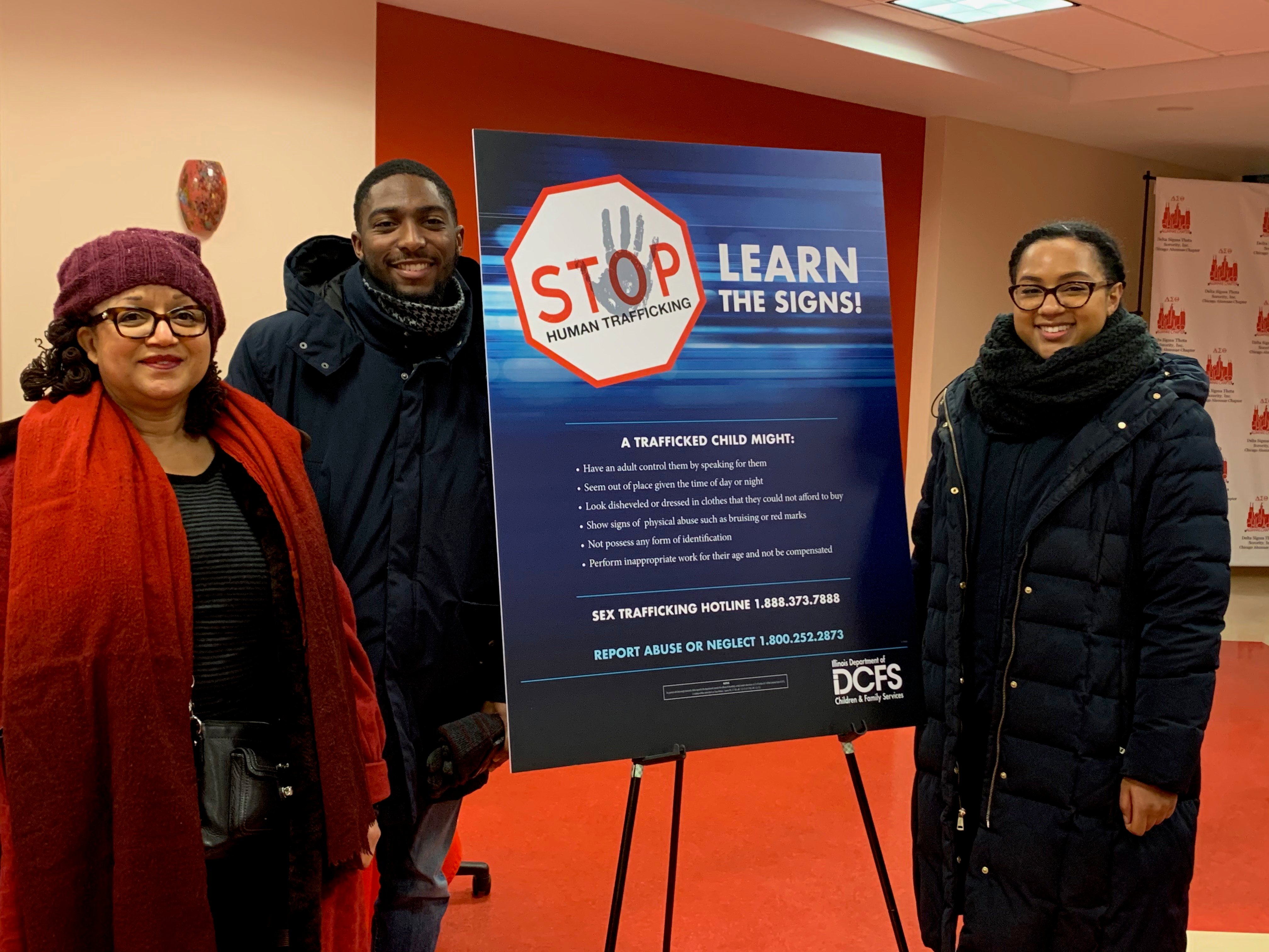 Chicago church members take to the streets to spotlight human trafficking