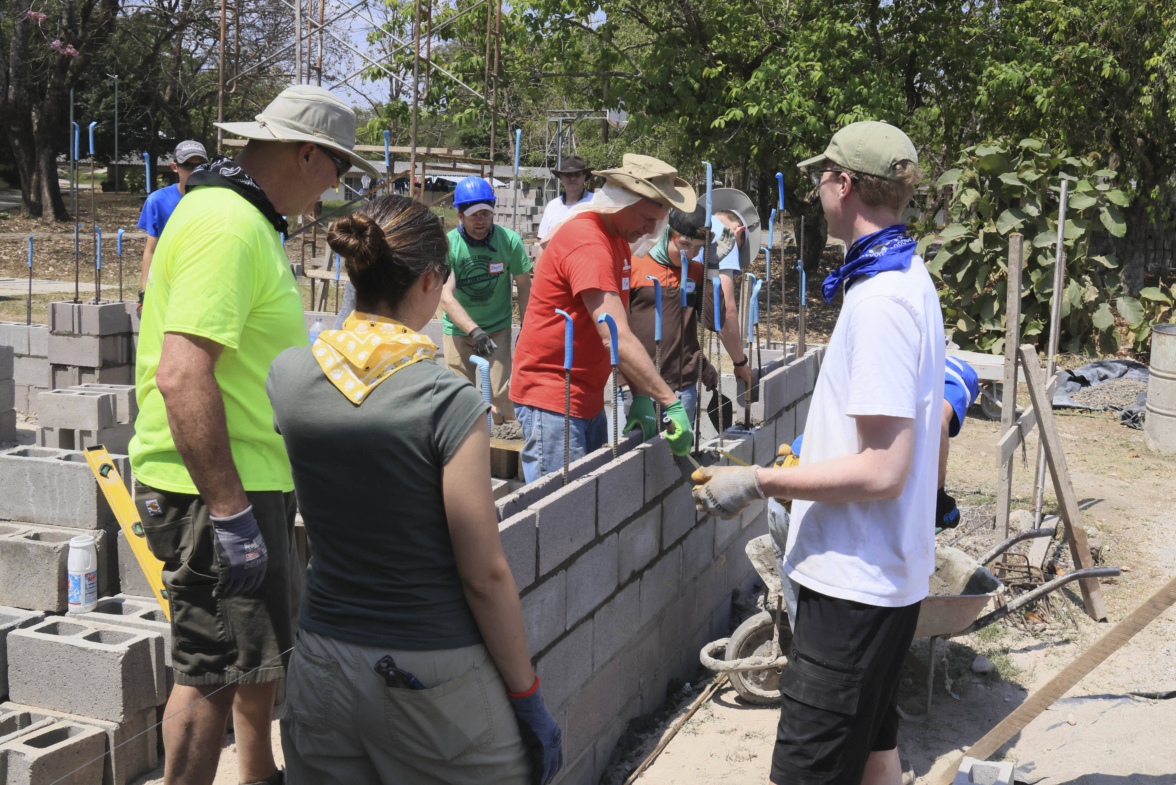 First Adventist College in El Salvador Nears Completion