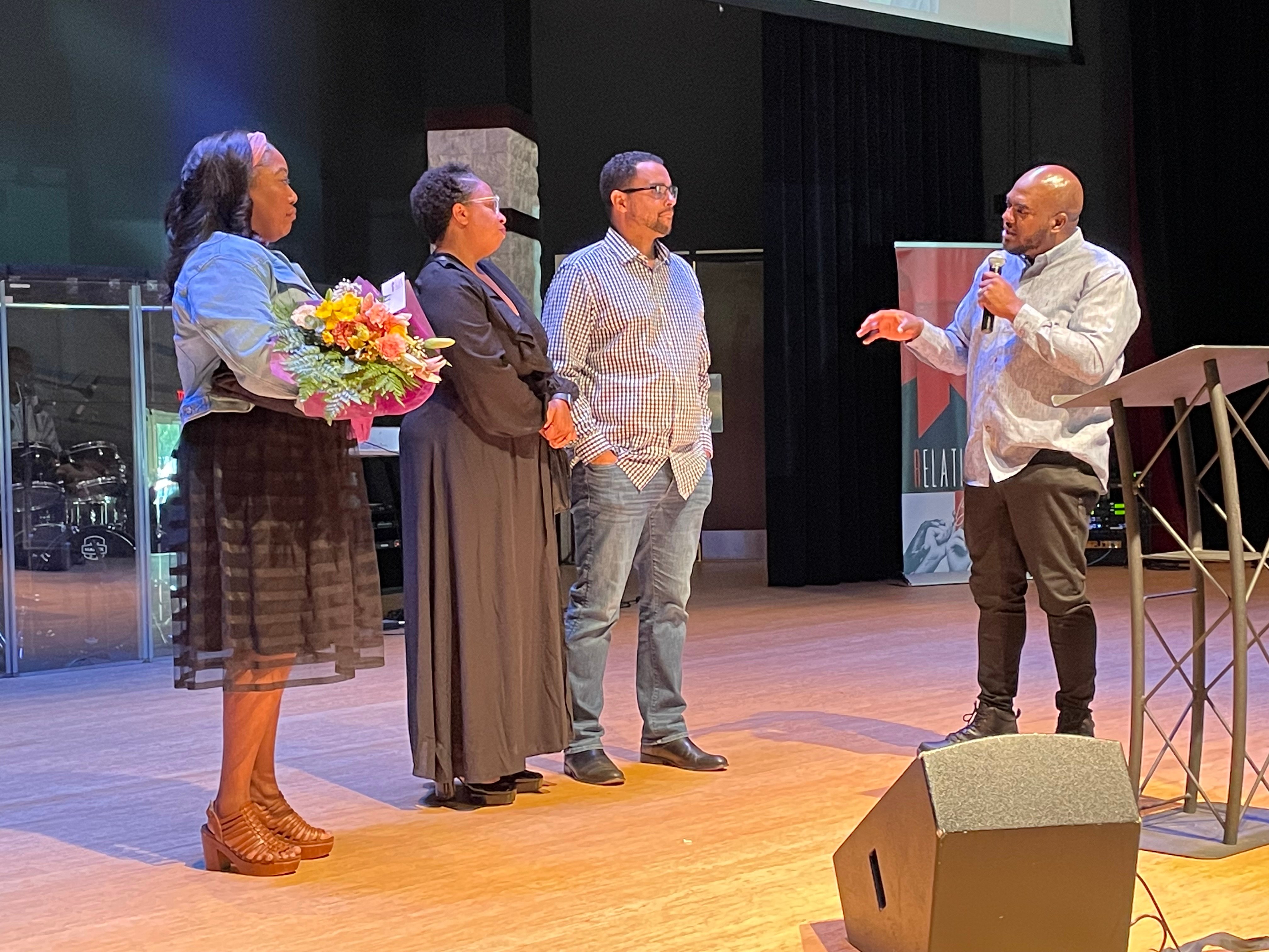 “Hope for the Hurting Heart” Evangelistic Series Yields 33 Baptisms