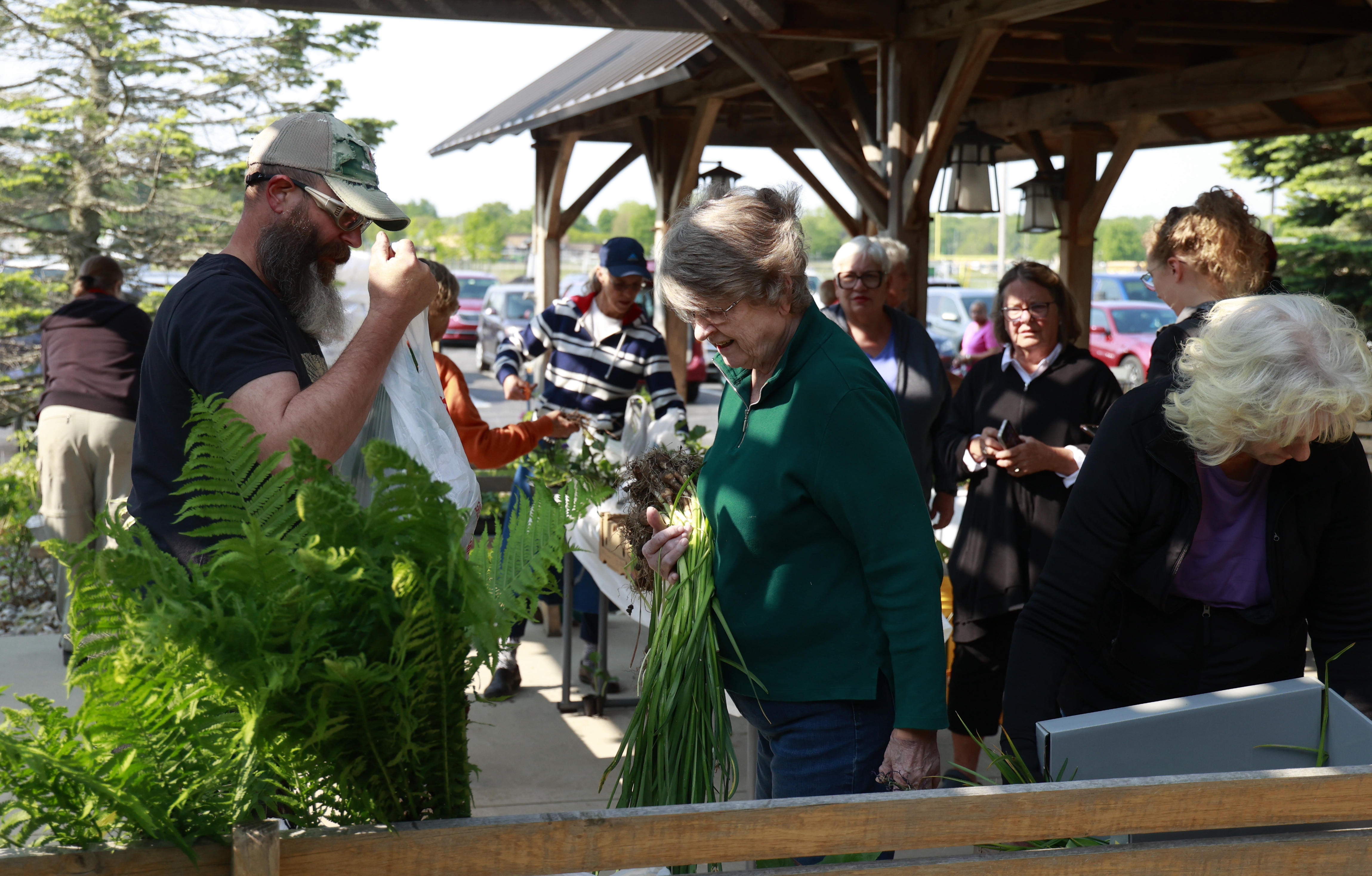 Making Friendships Blossom and the Church Grow Through a Plant Exchange