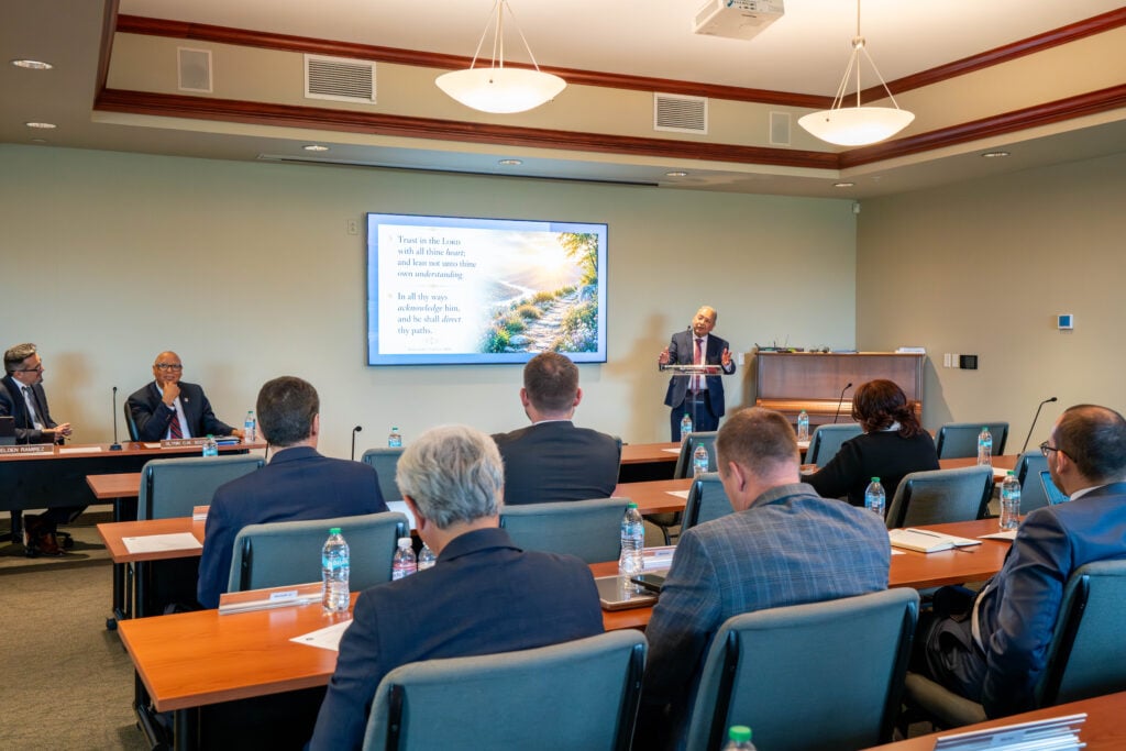 Lake Union Executive Committee Reviews Finances, Mission and Emerging Ministry Needs