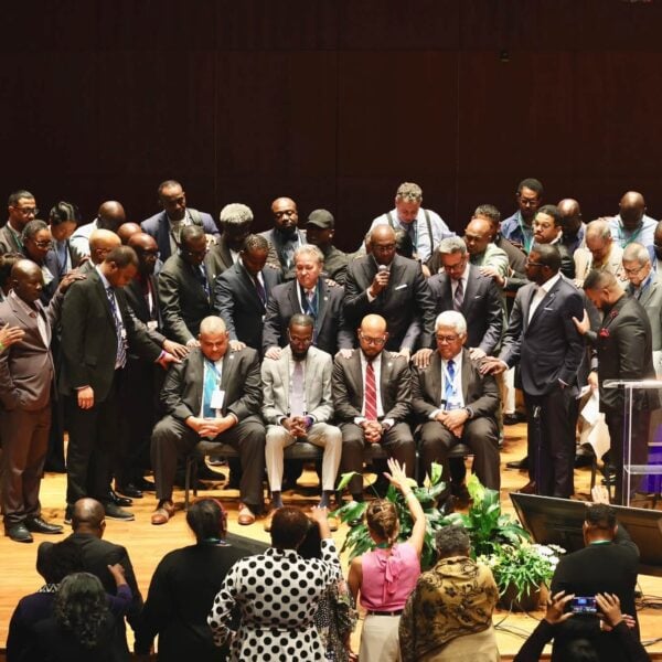 Lake Region Conference Delegates Elect Returning, New Leaders at Constituency Session