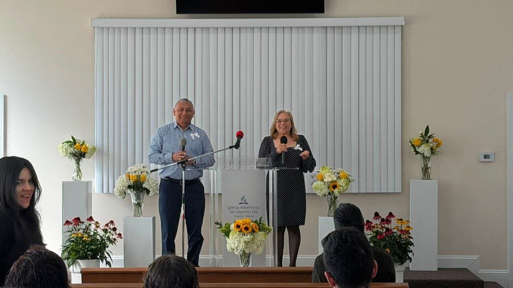 Detroit Hispanic Church Marks New Chapter