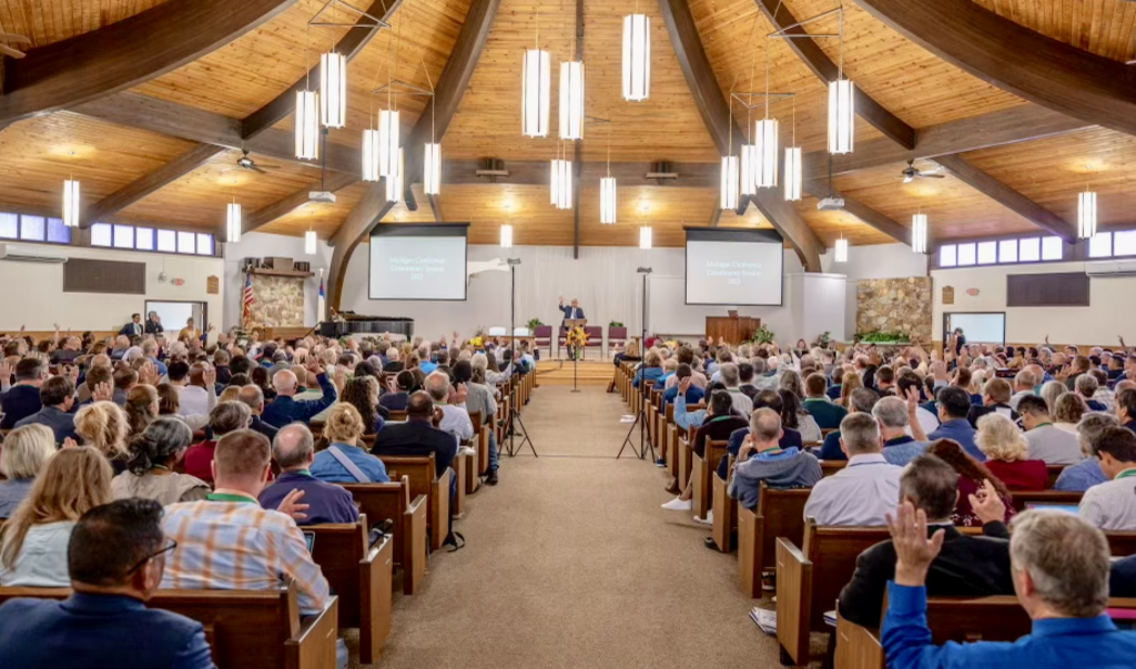 DELEGATES ELECT CONFERENCE LEADERSHIP