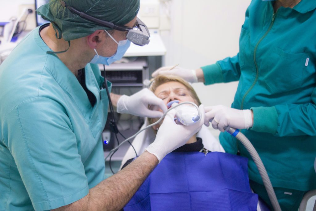 Dentists & Optometrists Needed for Free Clinic