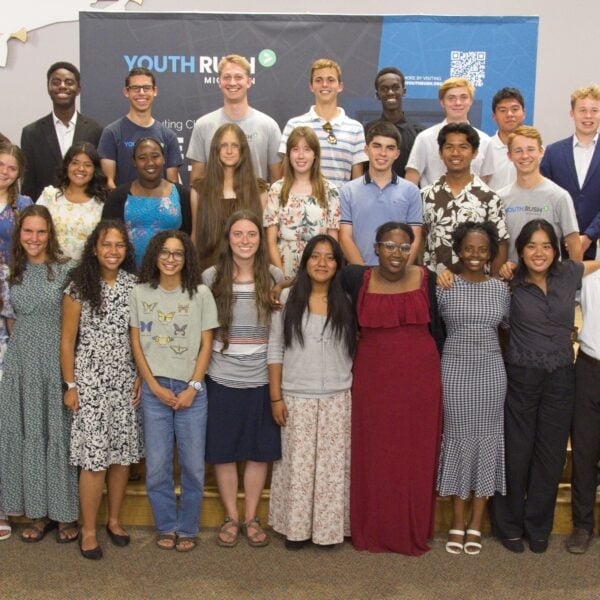 iShare Celebrates a Summer of Sharing Christ
