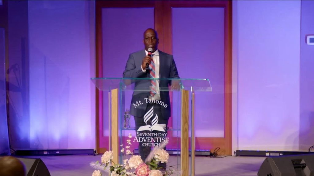 The Christian’s Response to Divine Love w/ gust speaker Pastor Bob Moore
