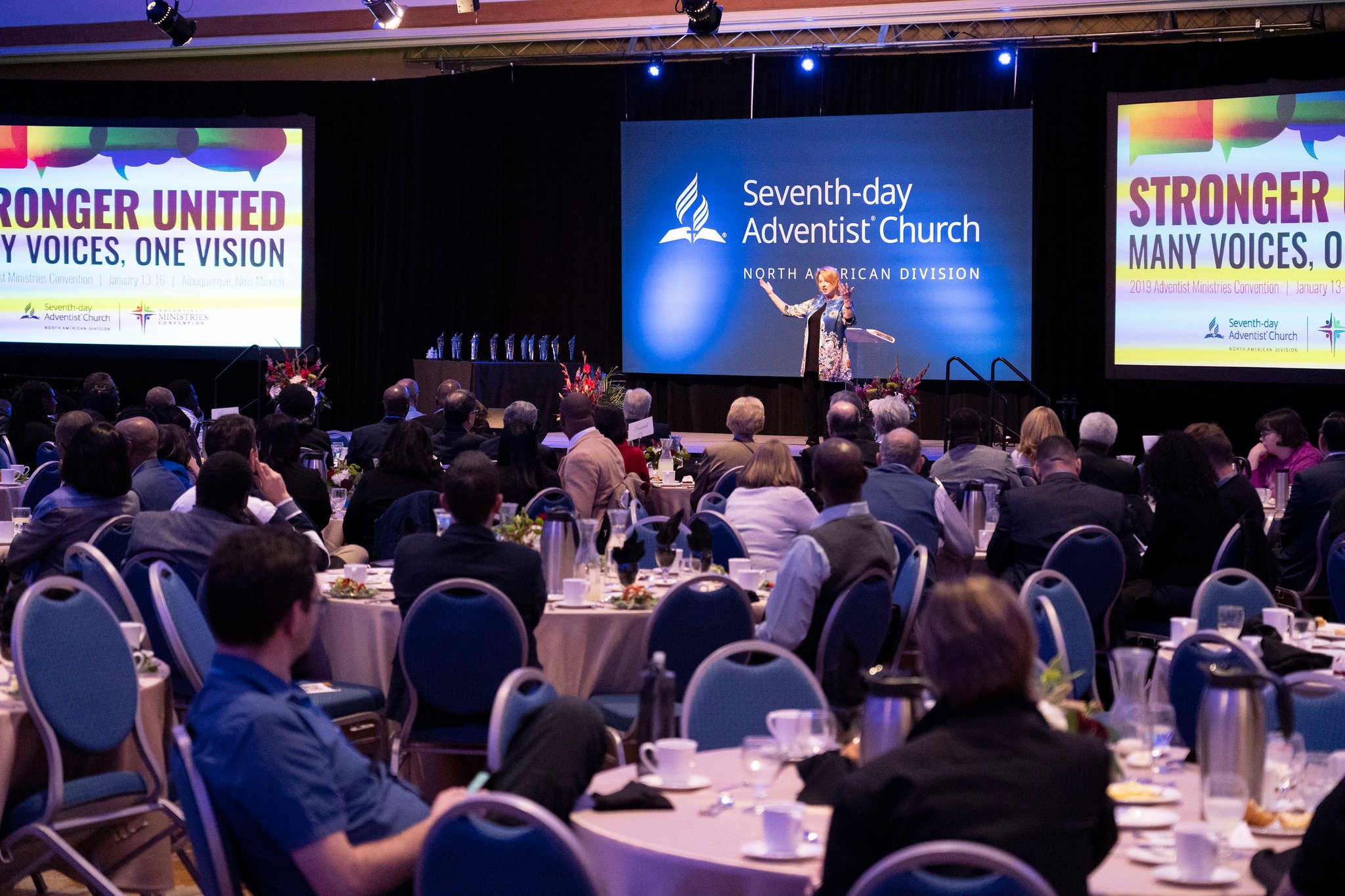 During the awards banquet, AMC 2019 attendees listen to keynote speaker. Photo by Dan Weber