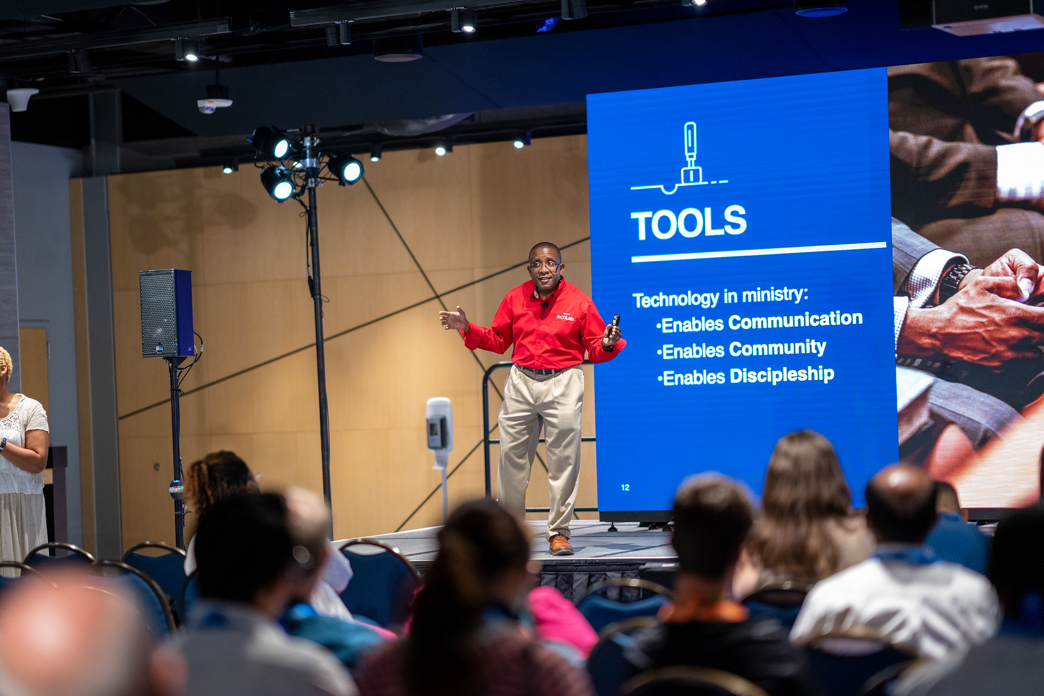 NAD Professional Services Director Rohann Wellington, who supervised the tech lab at Called Convention gives advice to tech-minded missionaries at his talk on digital evangelism. Wellington says he hopes the strategies presented in the lab will help pastors &ldquo;grow their ministry effectiveness in transformative and relevant ways.&rdquo;