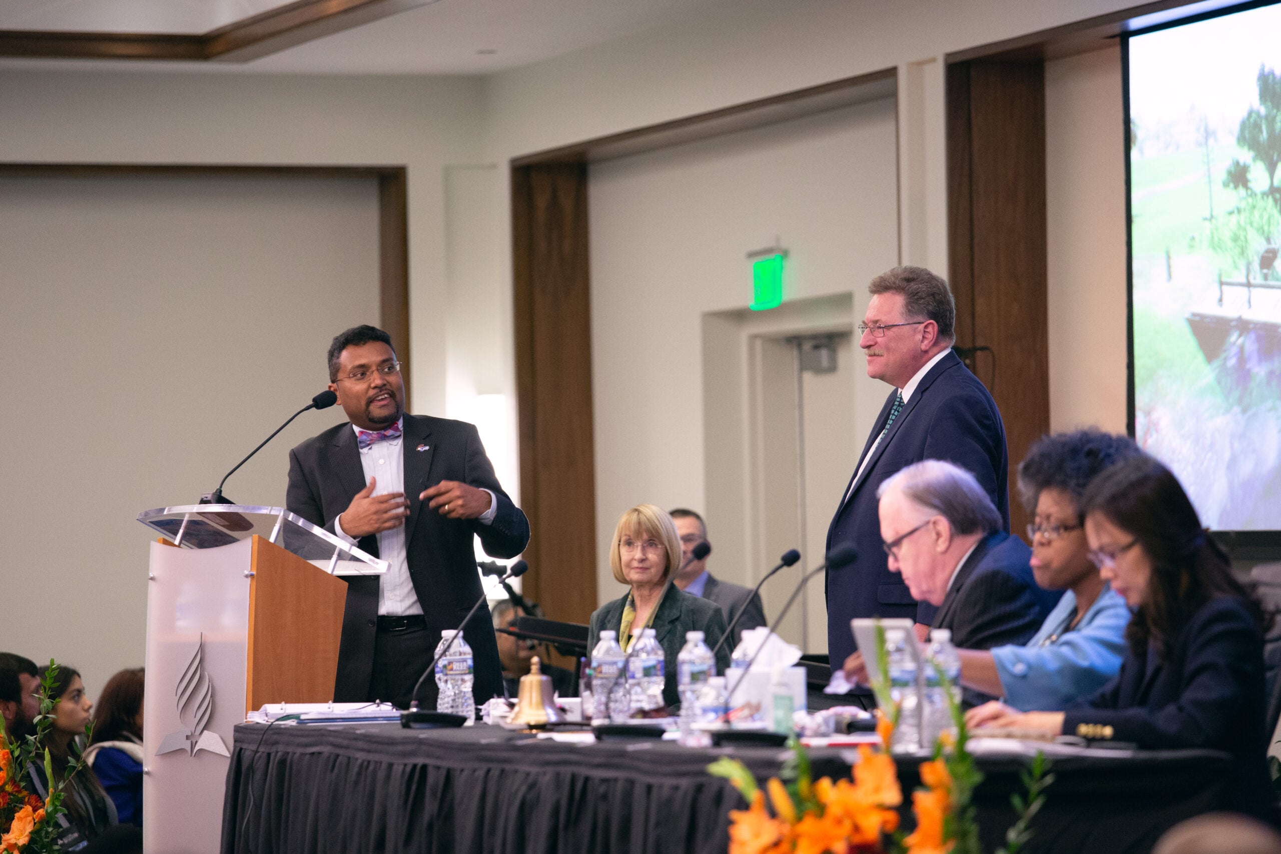 Daryl Gungadoo, from Adventist Review Ministries, shares part of the multi-media ministries report to the NAD Year-End Meeting on Nov. 4, 2018. Photo by Pieter Damsteegt