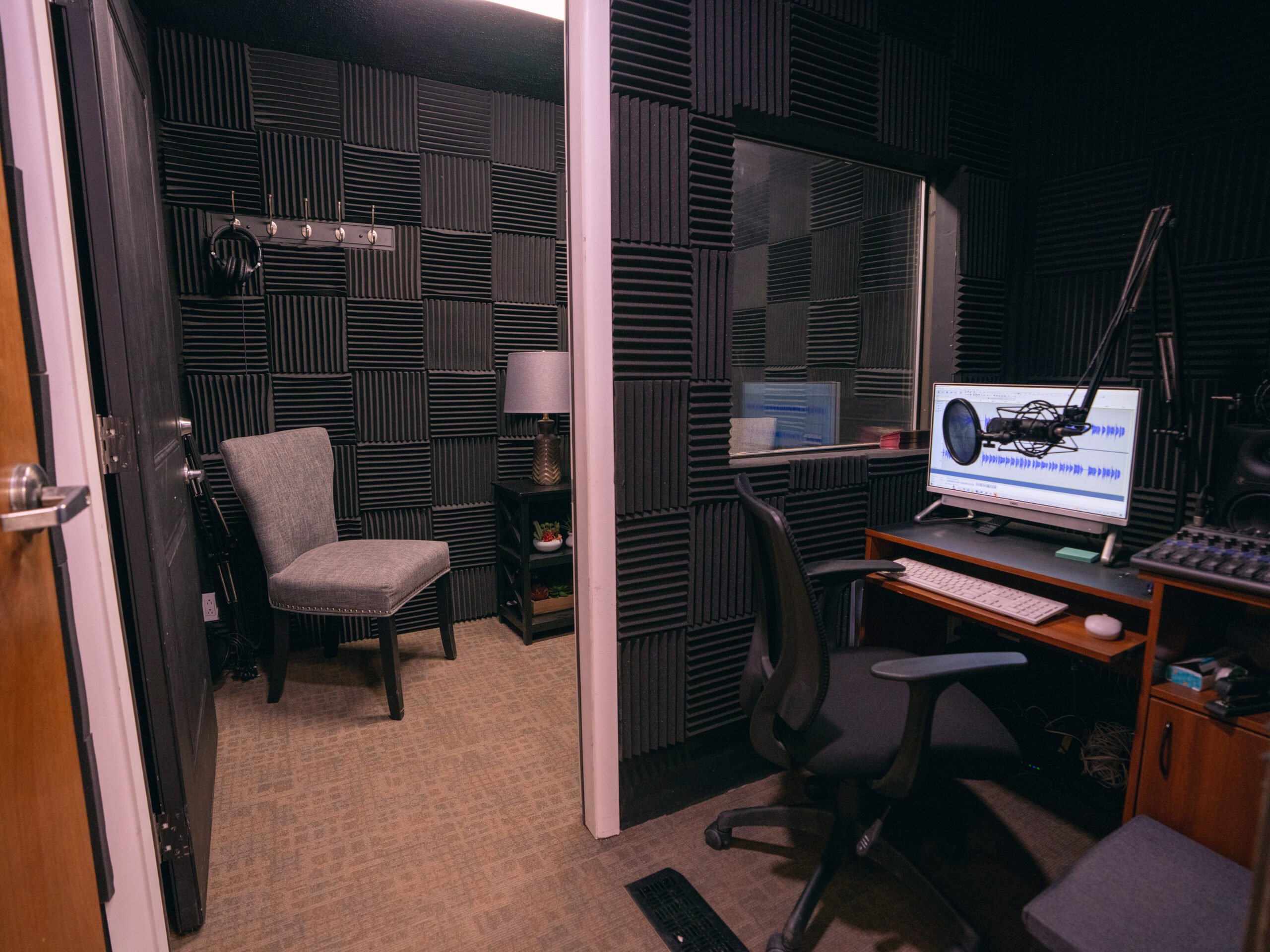 DAR - radio studio