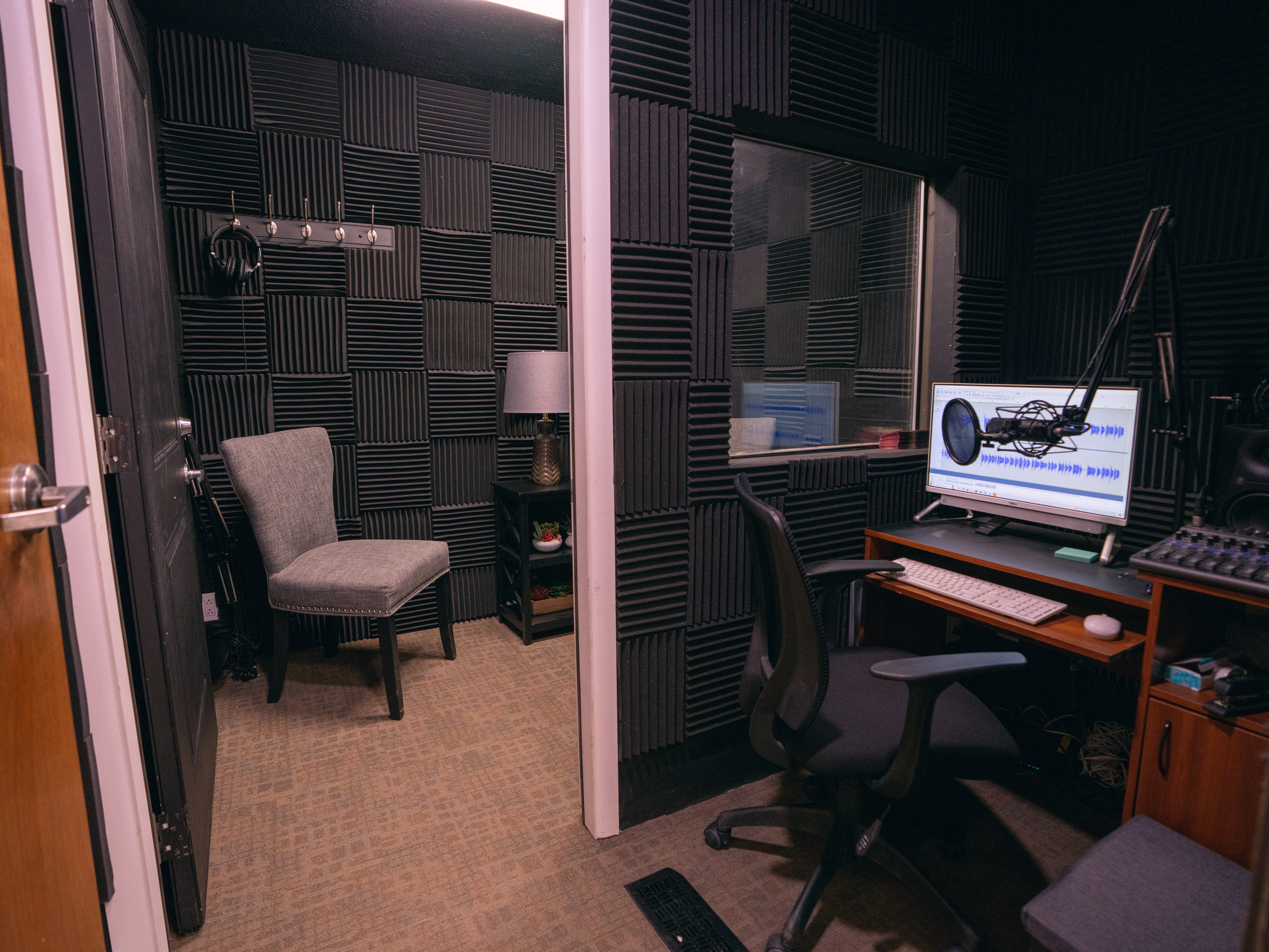 DAR - radio studio