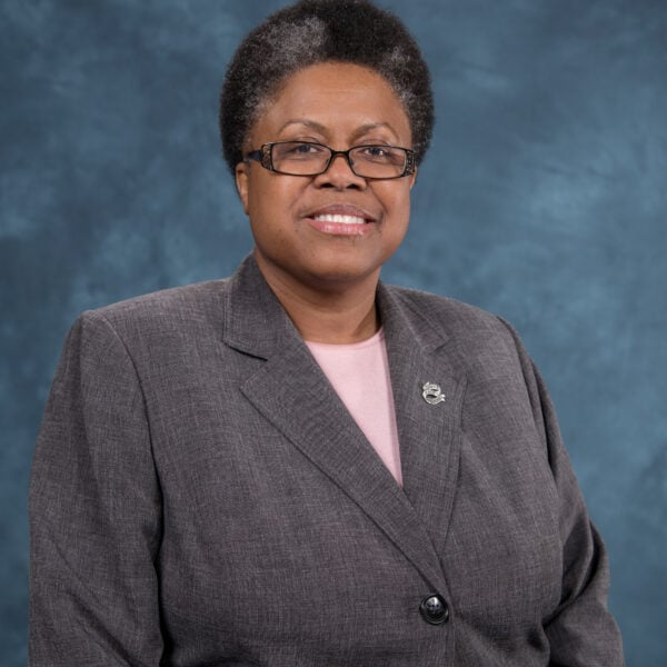 Carolyn R Forrest