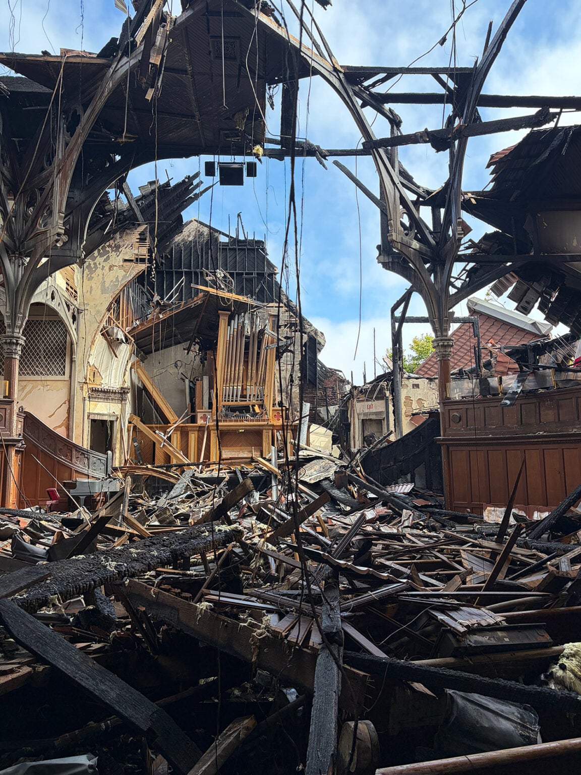 Photo of the San Francisco Central Church after a fire damaged most of the building.