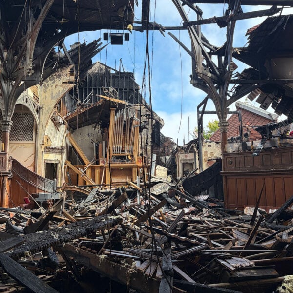 Photo of the San Francisco Central Church after a fire damaged most of the building.