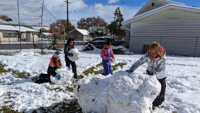A Yummy Thanksgiving and Fun in the Snow