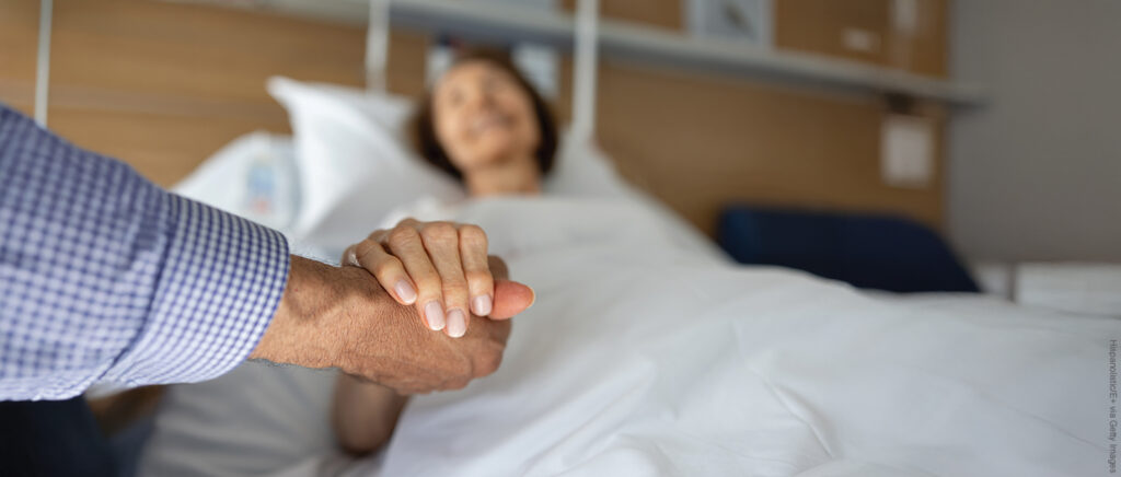 How to Comfort a Loved One in the Hospital