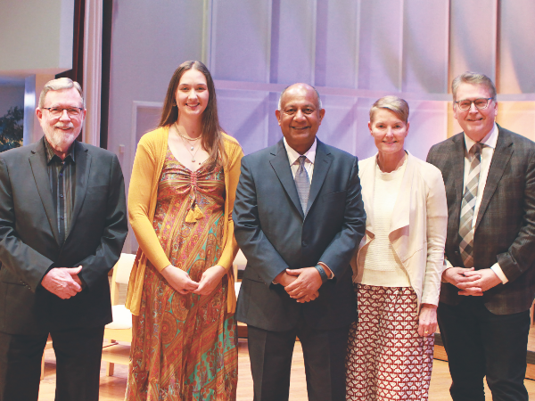 Zapara School Dean John Thomas Honored with Weniger Medallion