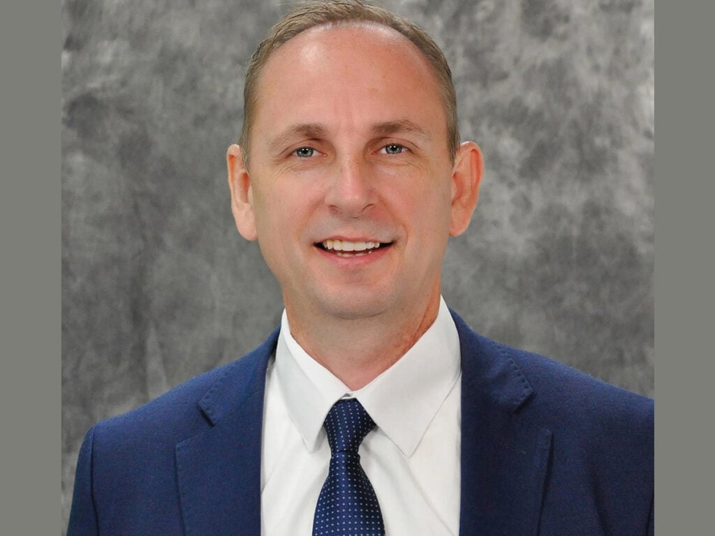 Kamil Metz Appointed Director of Literature Ministries 