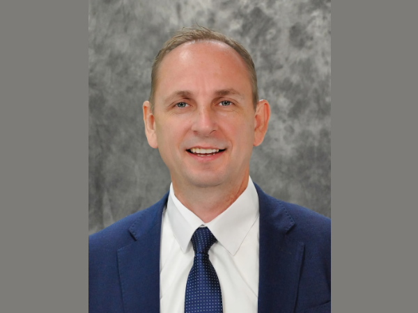 Kamil Metz Appointed Director of Literature Ministries