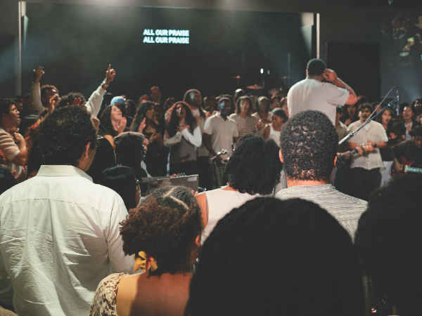 Collective Night Hosts 500 for a Night of Worship 