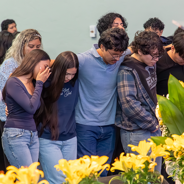 Around 30 Churches Collaborate for Monthly Youth Vespers in the Hispanic Region