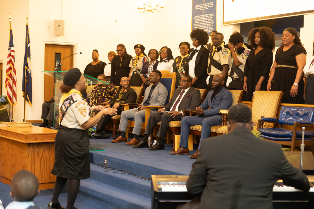 Image of the Berea Mass Choir and platform participants