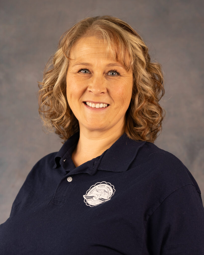 Bobi Tucker
Administrative Assistant
